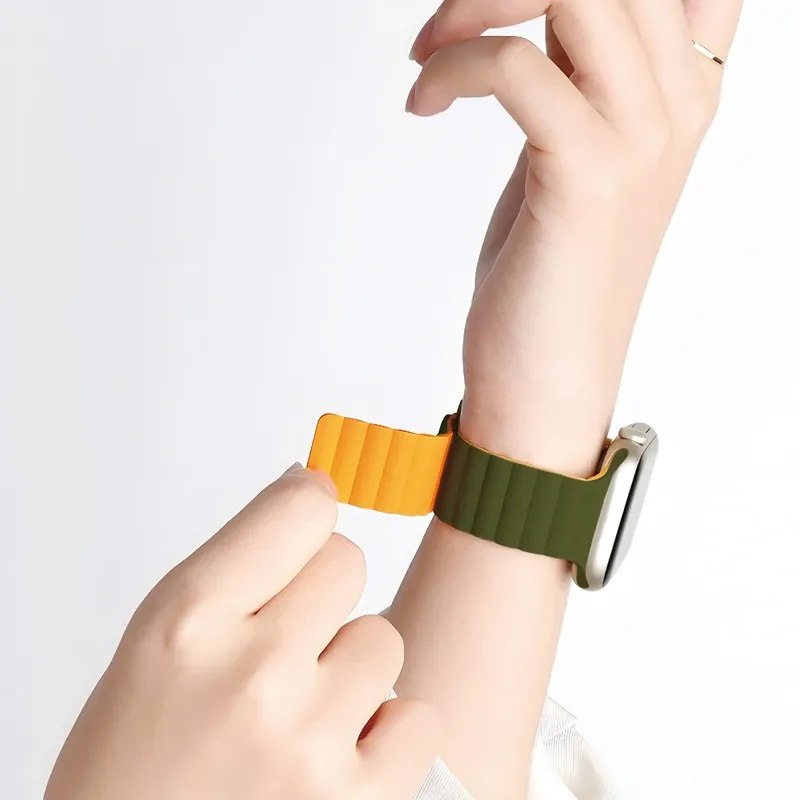 WiWU WI-WB001 Magnetic Silicone Watch Band 38/40/41 for iWatch - Green + Yellow | WI-WB001